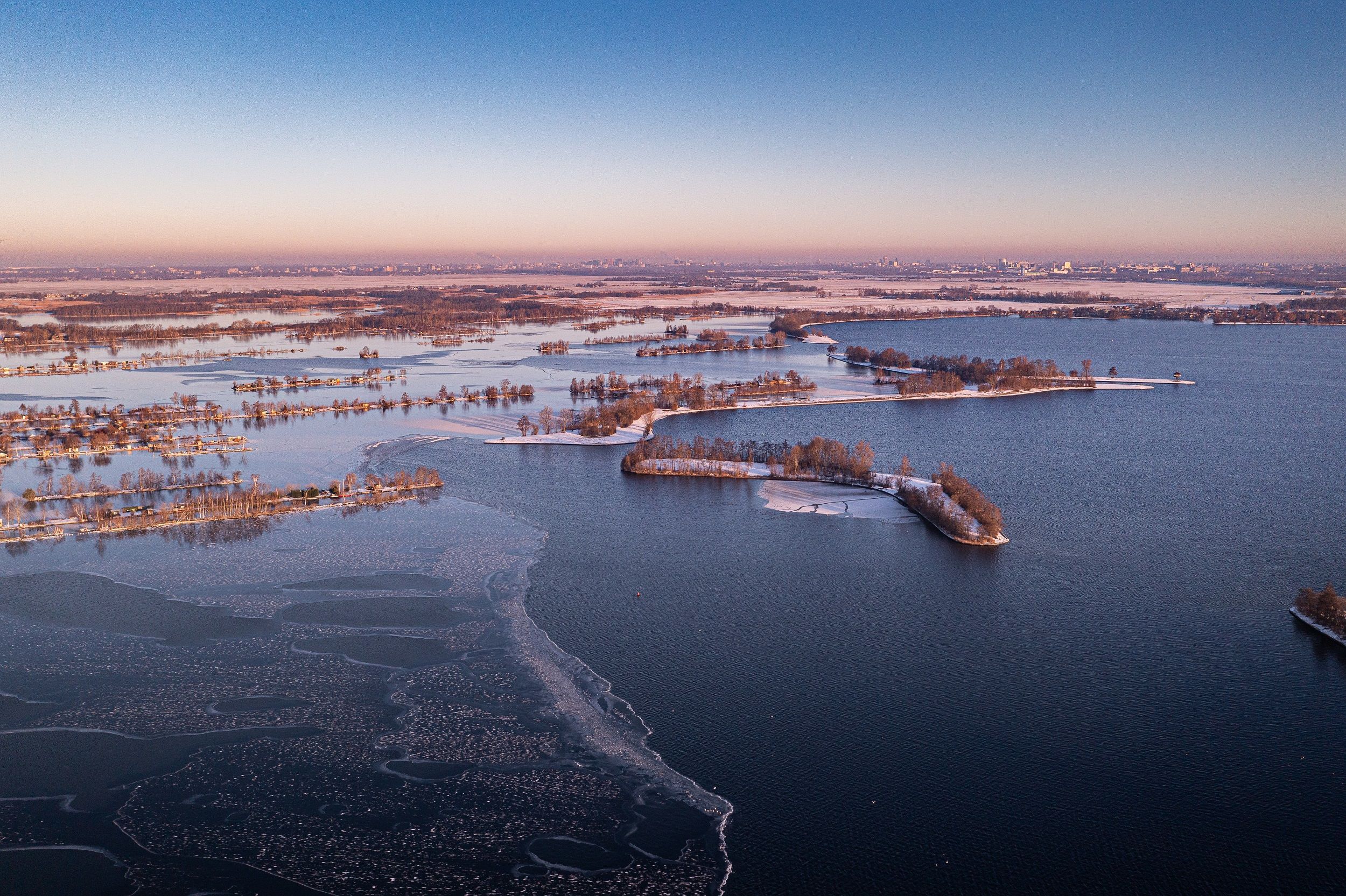 DJI_0048 klein boot huren vinkeveen